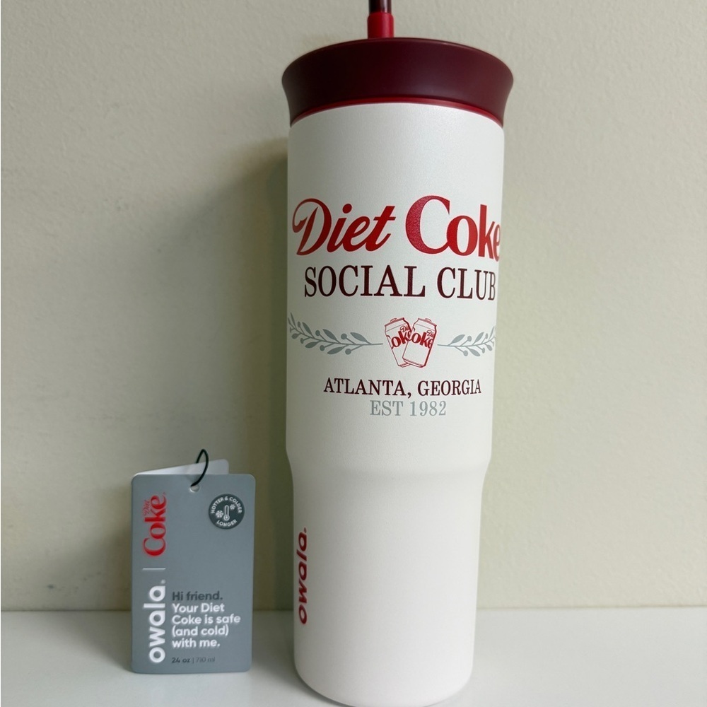 NEW Owala 24 oz Diet Coke Social Club Tumbler with Straw